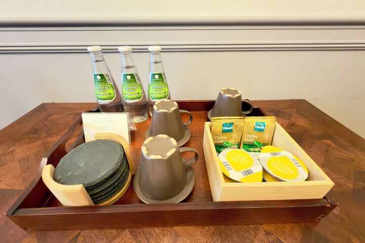 Breakfast/Coffee Service 78 of 121