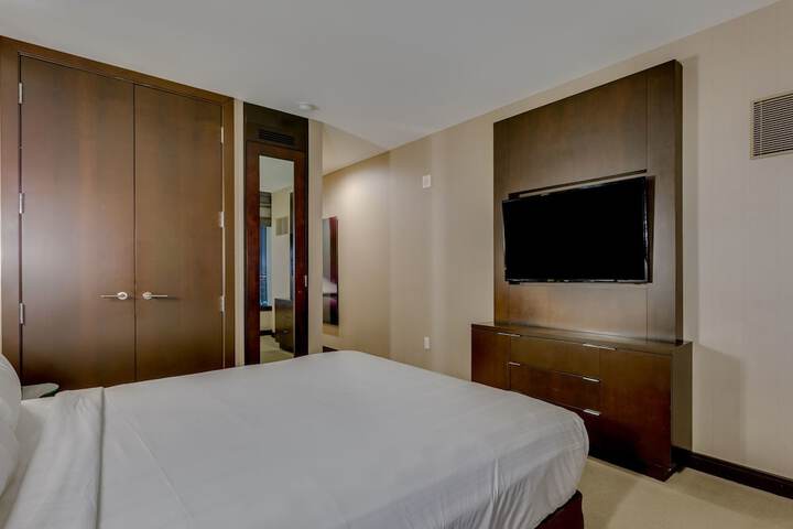 Room 11 of 124