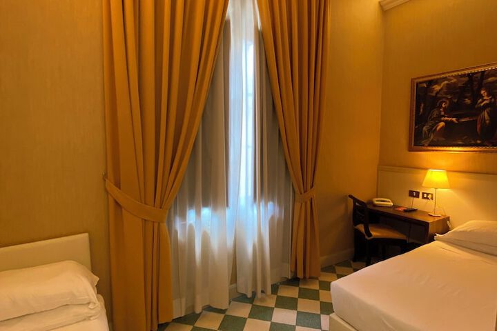 Room 76 of 180