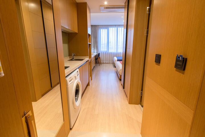 Room 14 of 72