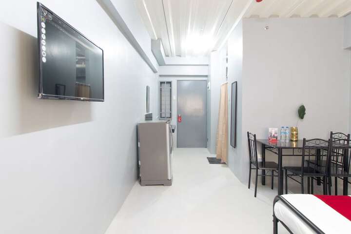 Room 12 of 21