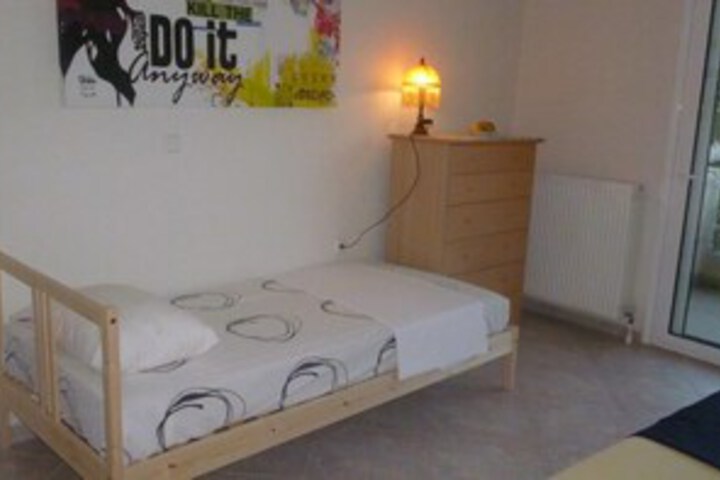 Room 17 of 23