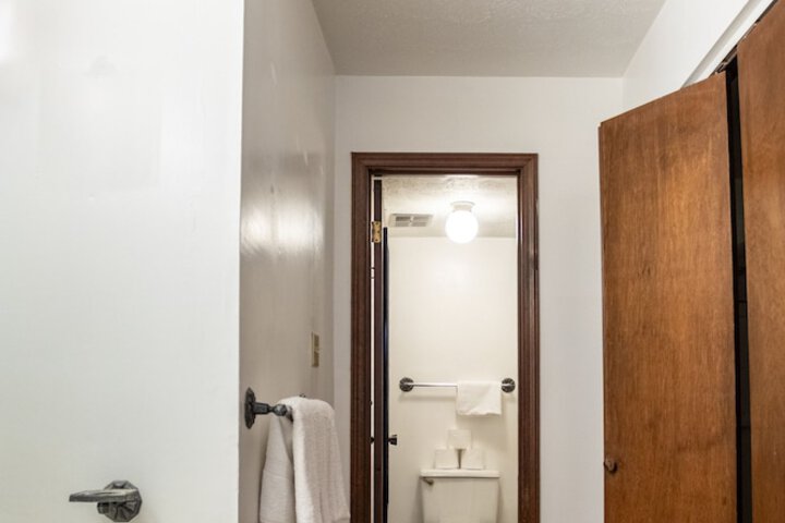 Room 29 of 48