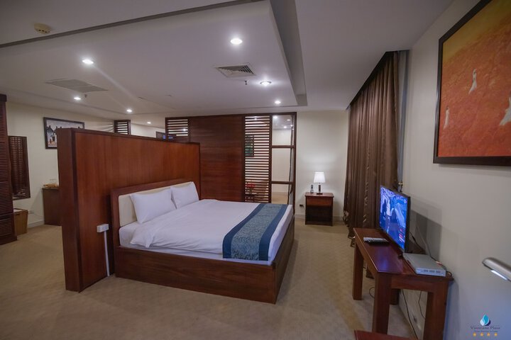 Room 21 of 94