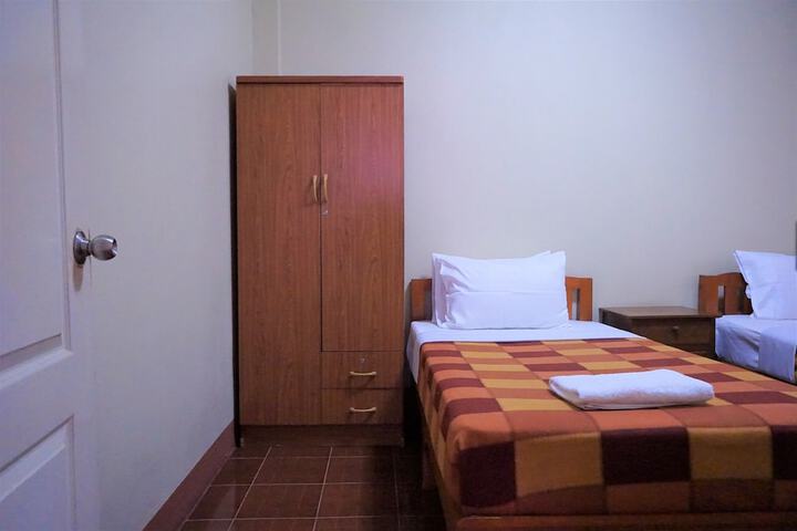 Room 13 of 68