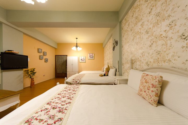 Room 15 of 54