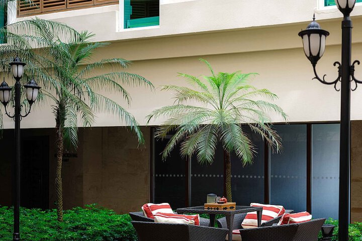 Hotel Exterior 87 of 103