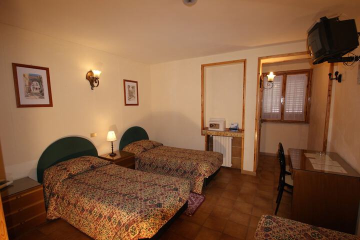 Room 3 of 57