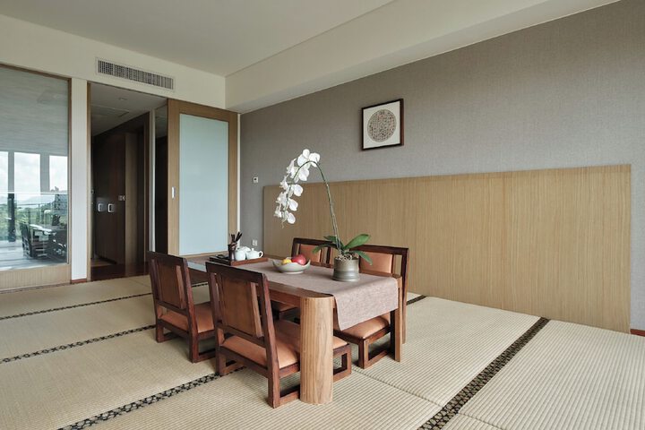 Room 15 of 125