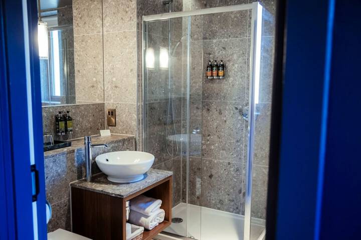 Bathroom Interior Photo