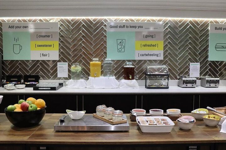 Breakfast/Coffee Service 88 of 149