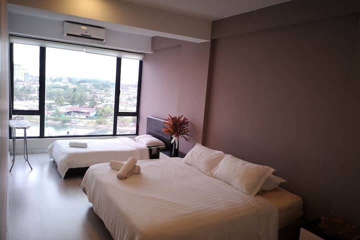 Room 9 of 24