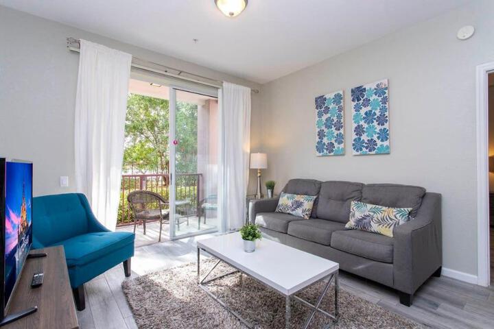 Magnificent 2 Bedroom Apt Vista Cay Resort 107 in Orlando, FL