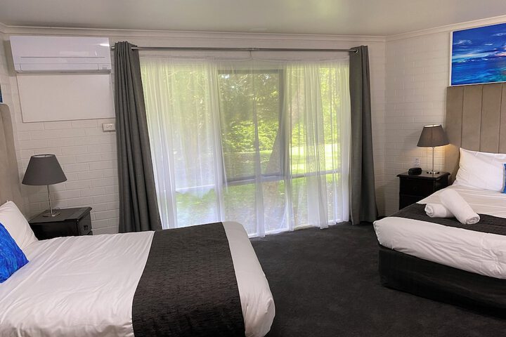 Room 85 of 134