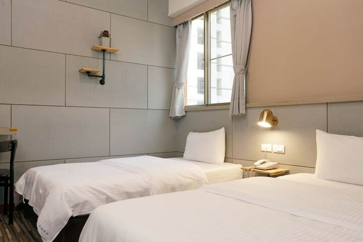 Room 88 of 232