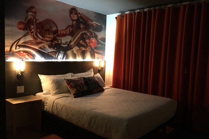 Room 7 of 50