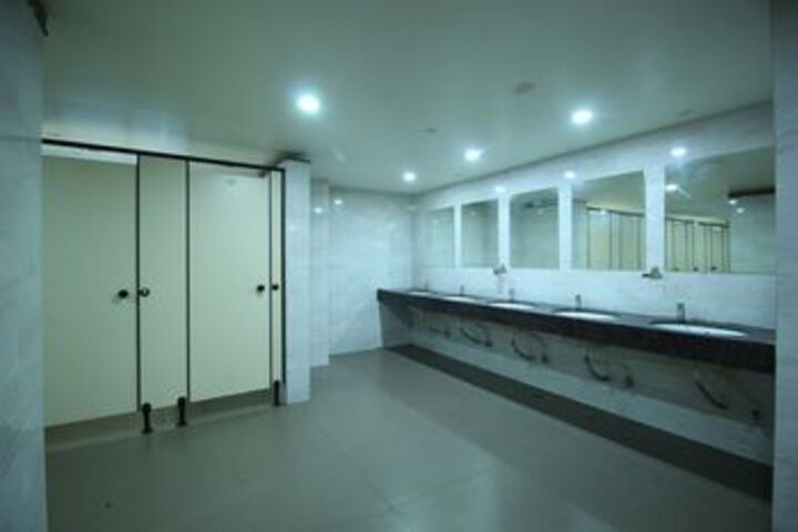 Room 3 of 30