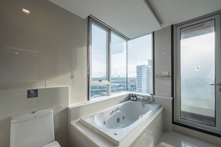 Room 55 of 97