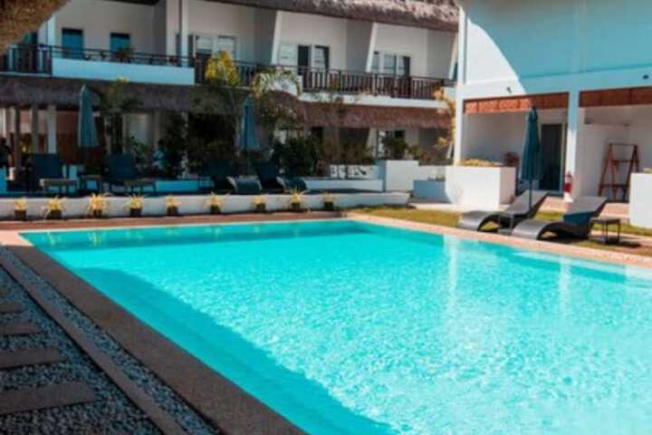 Pool 68 of 120