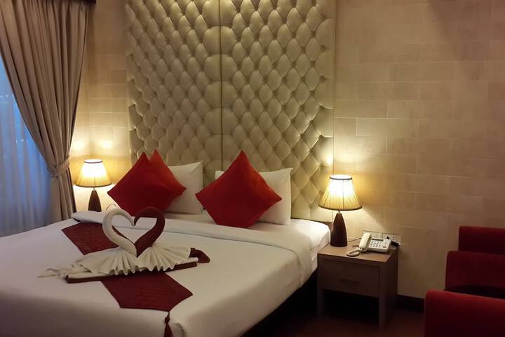 Room 12 of 112