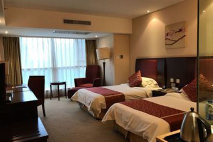 Room 12 of 31