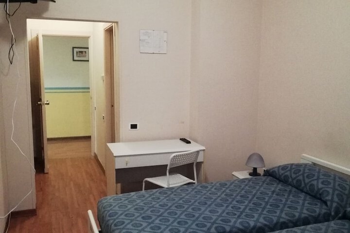 Room 11 of 35