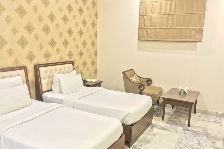 Room 78 of 288