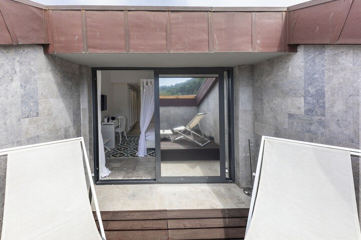 Terrace/Patio 49 of 145