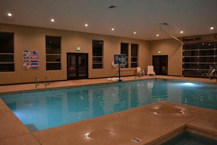 Pool 35 of 67