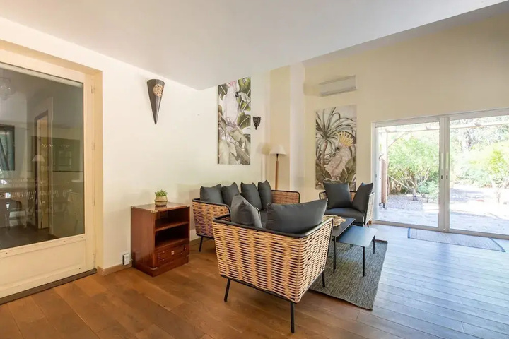Spacious Holiday Home in La Croix Valmer With Private Pool