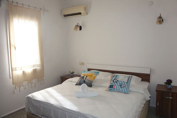 Room 5 of 88