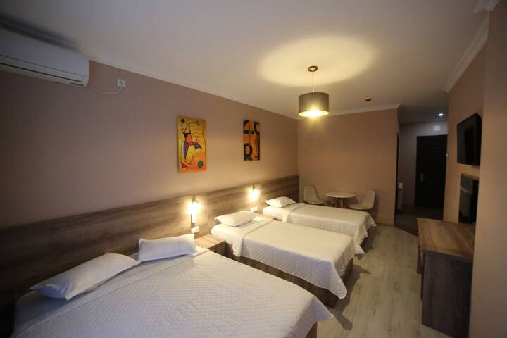 Room 15 of 48