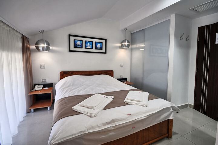 Room 13 of 55
