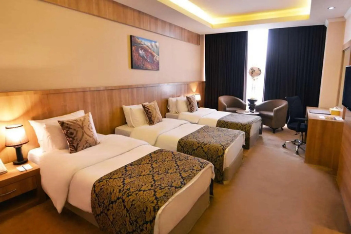 Room 3 of 19