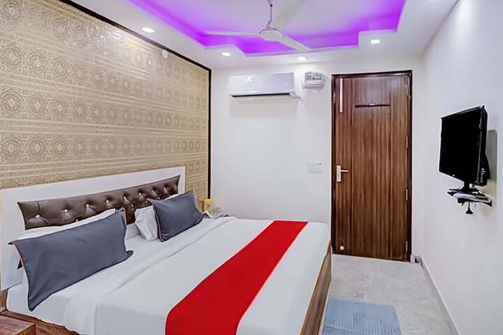 Room 5 of 22