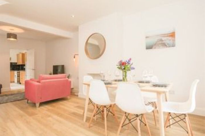 Room 15 of 24