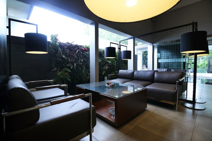 Hotel Interior 4 of 36