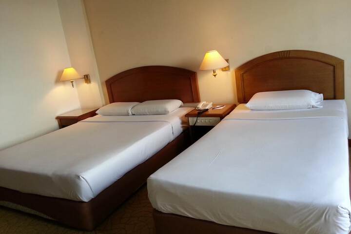 Room 20 of 64