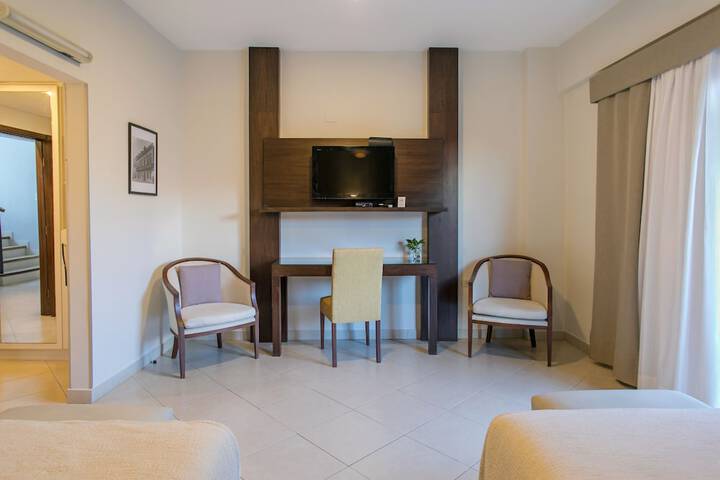 Room 32 of 131