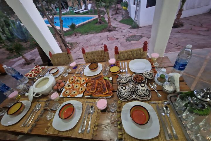 Dining 78 of 94