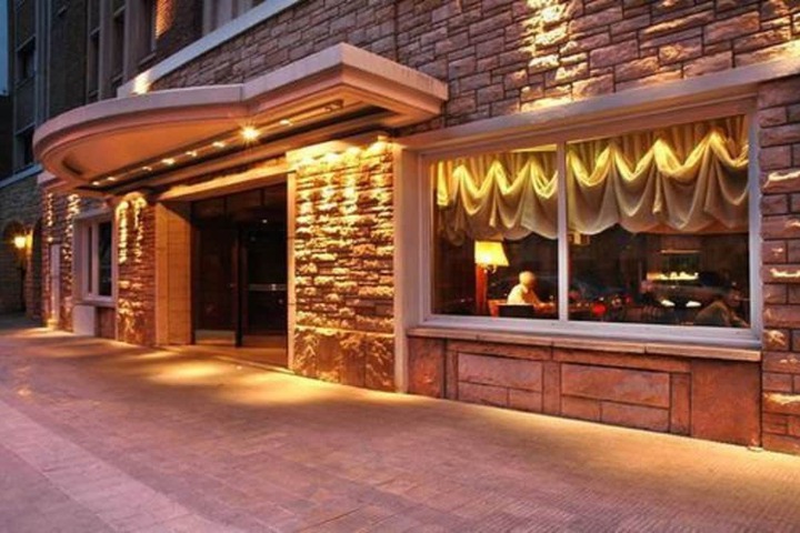 Hotel 30 of 30