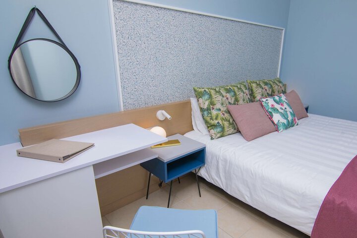 Room 19 of 87
