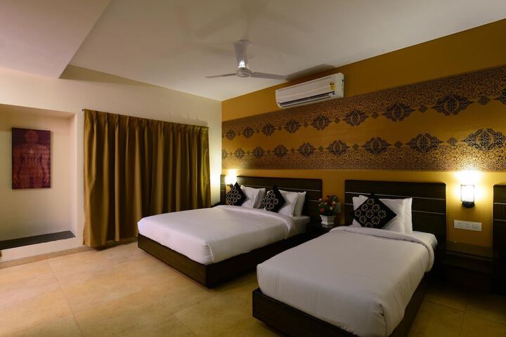 Room 12 of 45