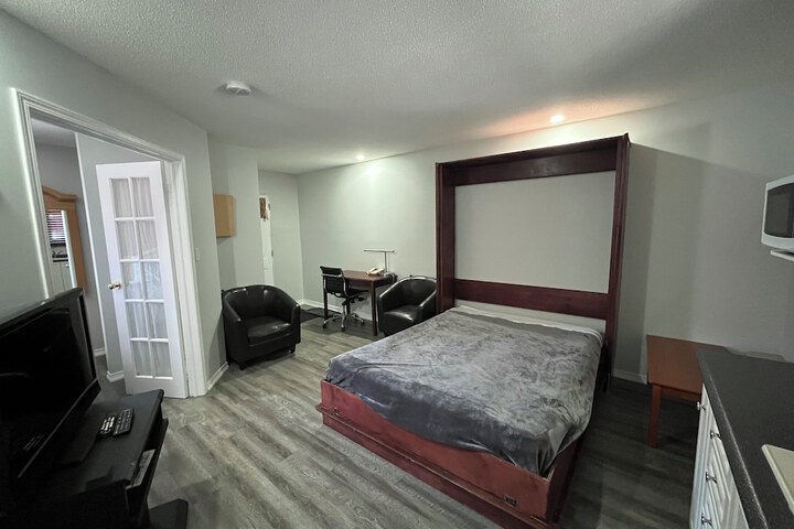 Room 37 of 118
