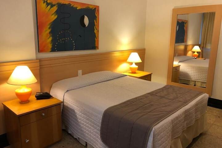 Room 9 of 47