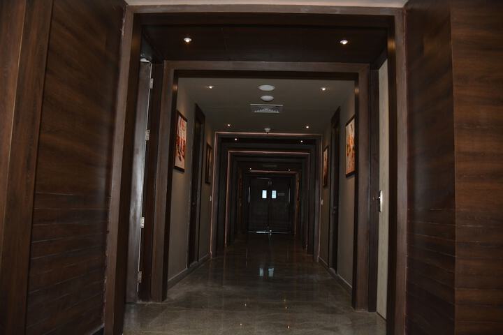 Hotel Interior 22 of 32