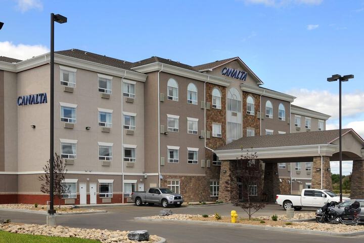 Hotel Entry