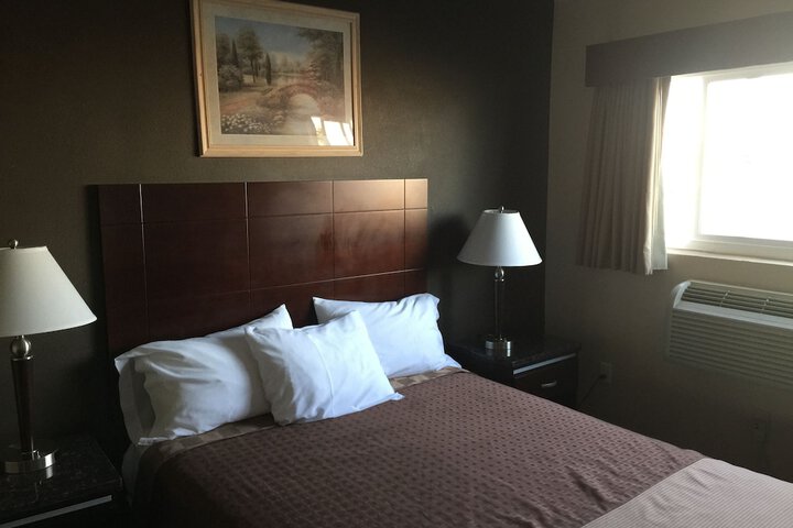 Room 9 of 51