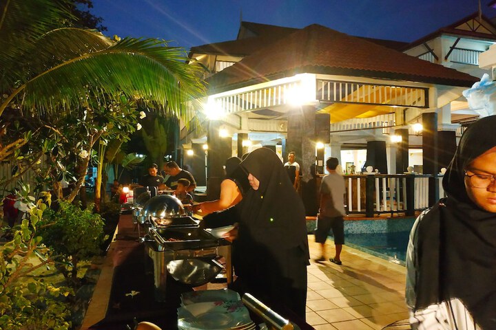 Hotel Entry
