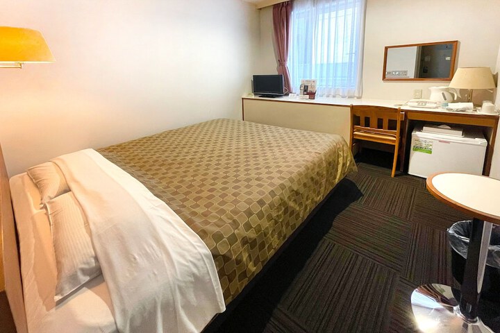 Room 15 of 30
